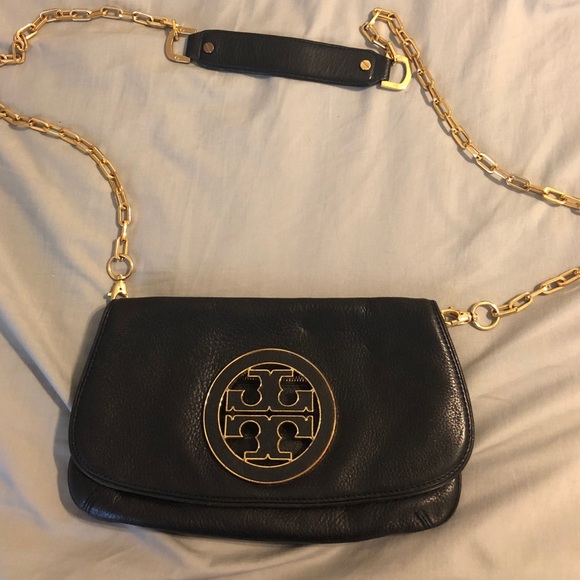 Tory Burch Handbags - Authentic Tory Burch crossbody